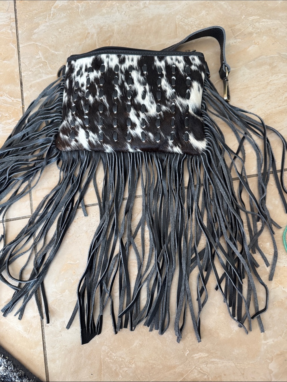 Western Linen Fringe crossbody black and white hide
